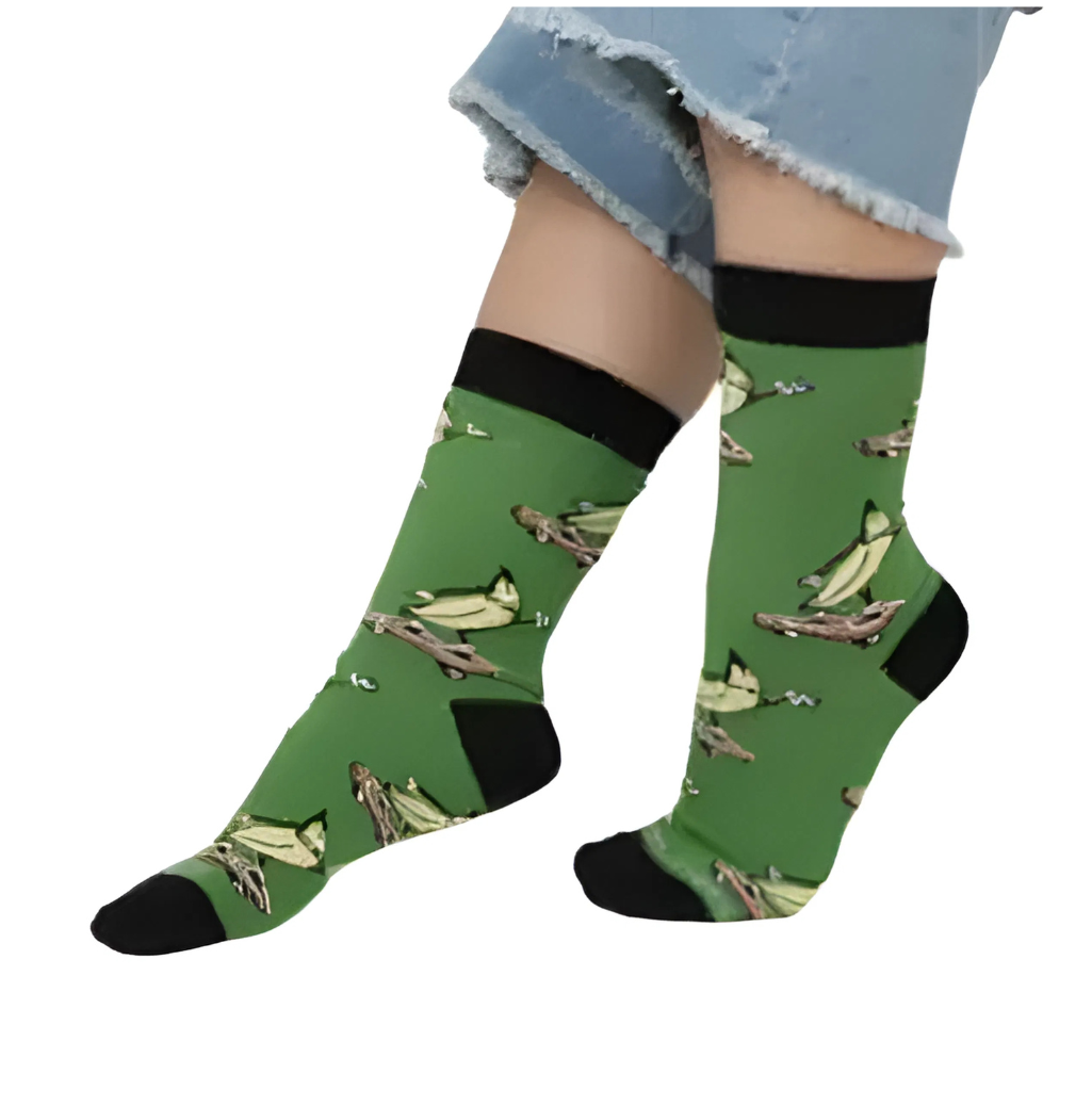 3 Feathers Go Bananas Design Cotton Long Socks Free Size Fits 38-44 for Unisex - Green