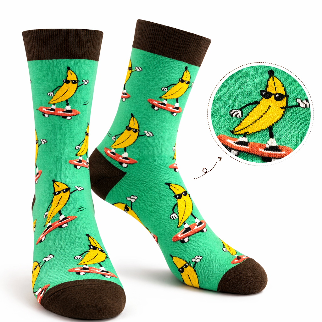 3 Feathers Go Bananas Design Cotton Long Socks Free Size Fits 38-44 for Unisex - Green