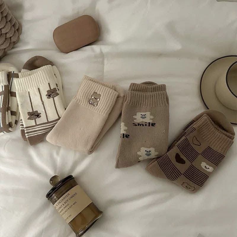 مجموعة تيدي بير – عبوة من 5 جوارب قطنية طويلة للنساء – مقاسات من 36 إلى 41